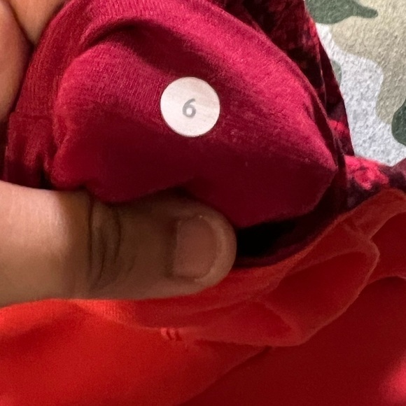 Lululemon Wunder Under Crop III *Reversible - Picture 4 of 8